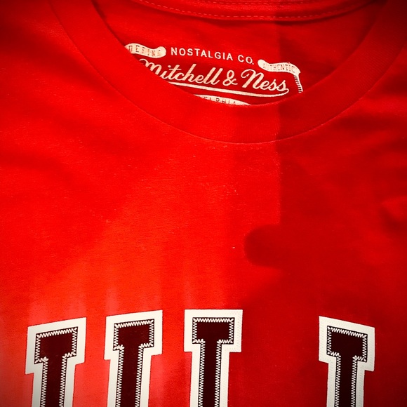 Mitchell & ness bulls t-shirt - Picture 2 of 3